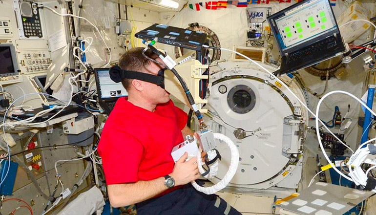 VR in space